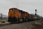 BNSF 5737